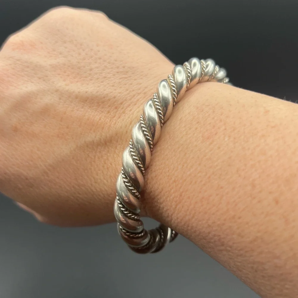 92 gram Native American Sterling Silver Twist Rope Cuff - Picture 8 of 8